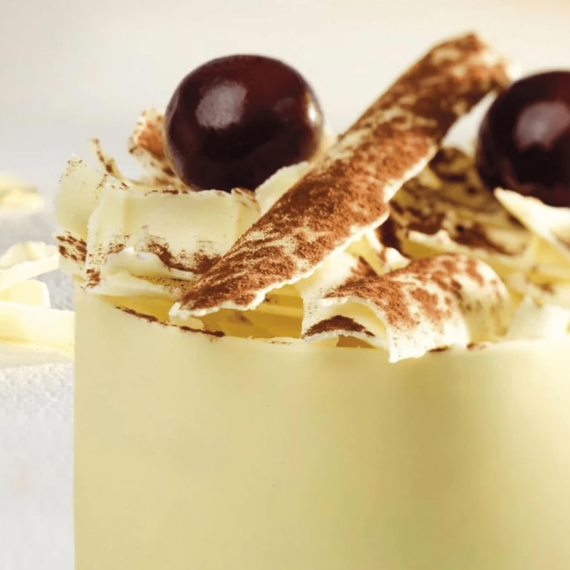 Callebaut W2 Finest Belgian White Chocolate Block 5kg - Image 2